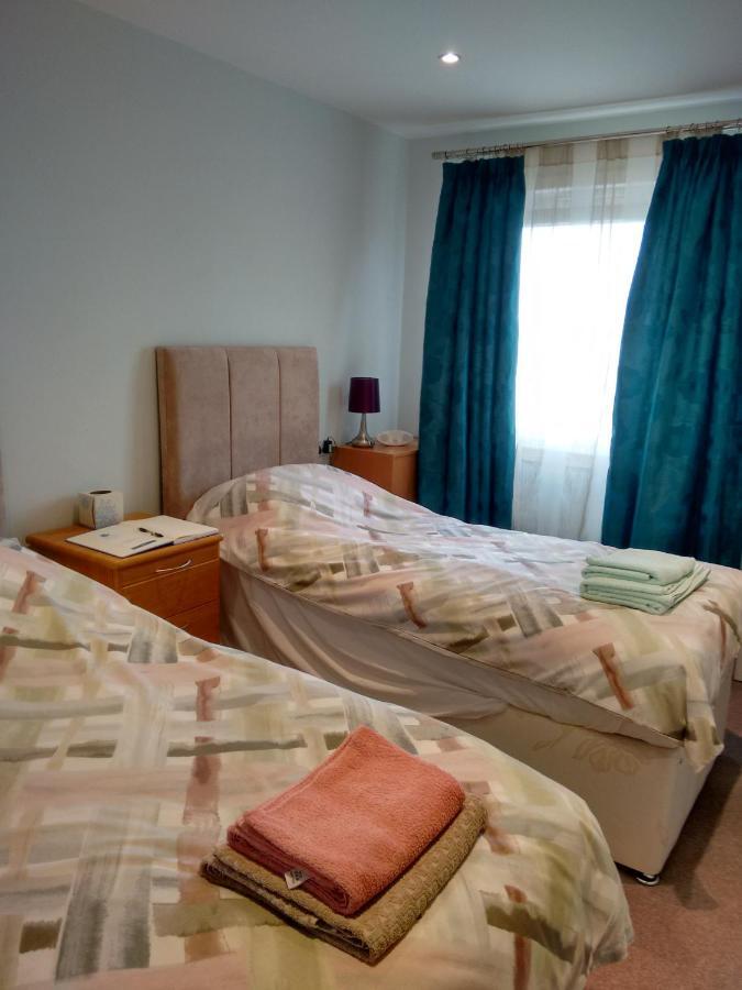 شقة إنفيركيثينغ  في Strachan House المظهر الخارجي الصورة
